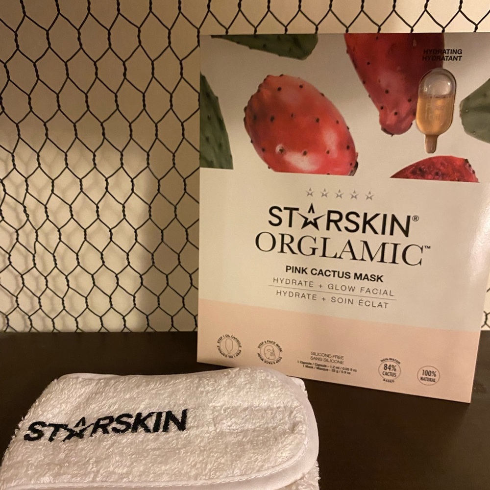 Starskin face mask with bonus hair wrap